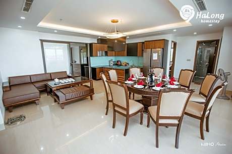 Comfy apartment with indoor pool and sea view