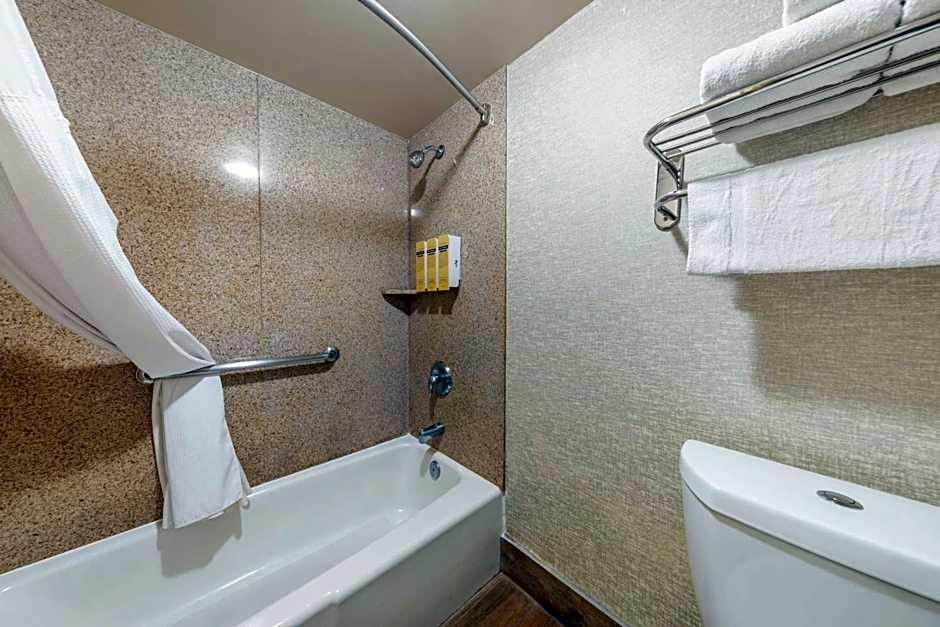 Best Western Plus Hill House