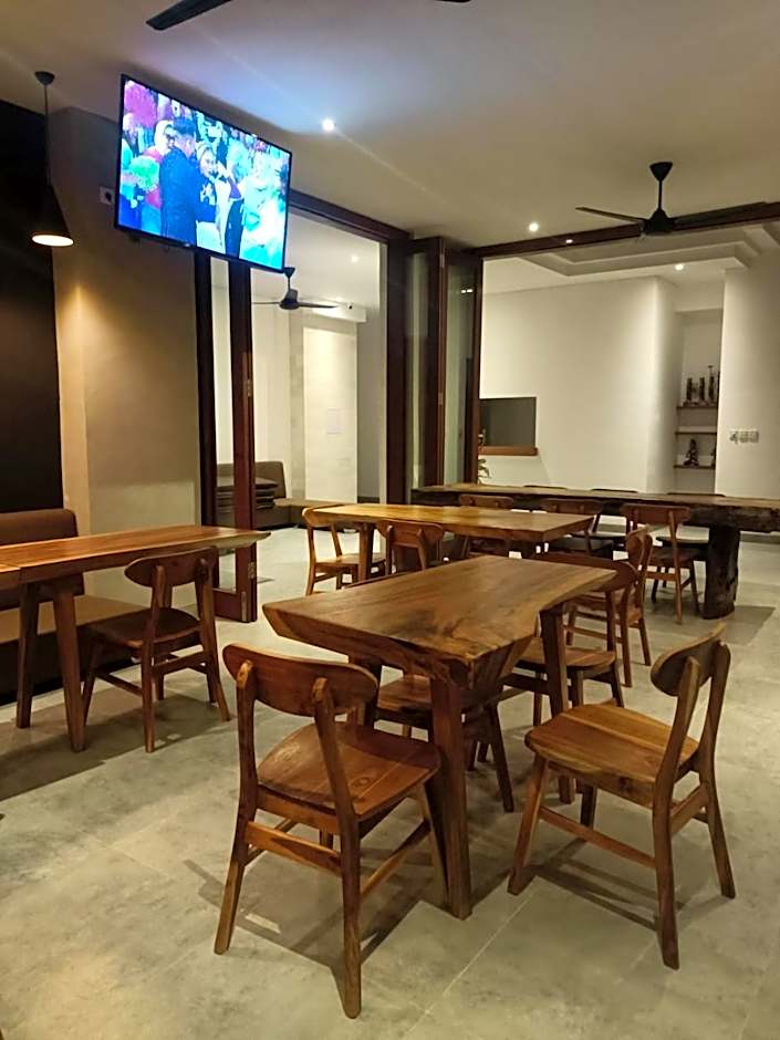 The Kd Suites & Coffee Shop