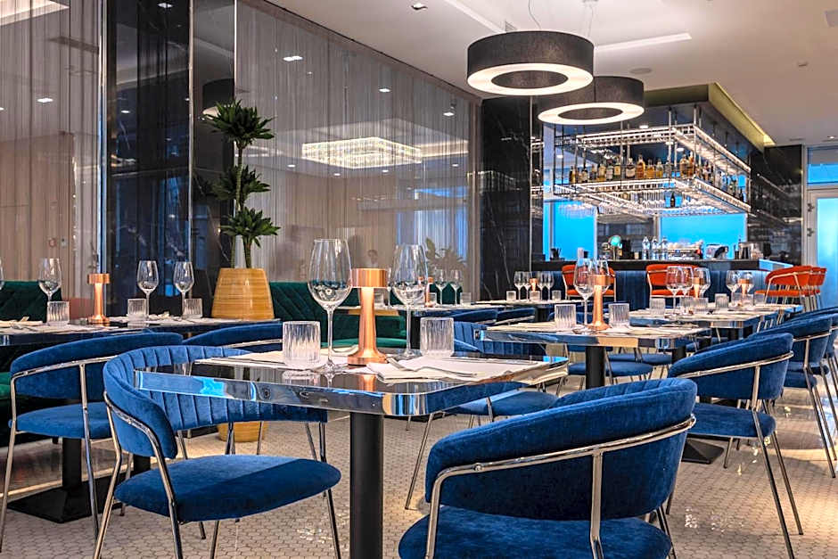 Silver Crown Hotel & Residence, Palace Quarter