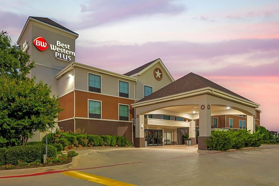 Best Western Plus Denton Inn & Suites