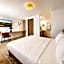 Le Domaine de Baulieu, Singuliers Hotels