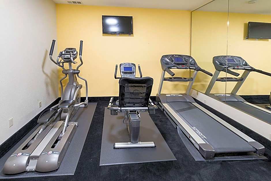 Quality Suites Temple I-35