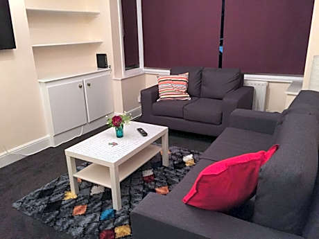 Marble Apartments Tooting House