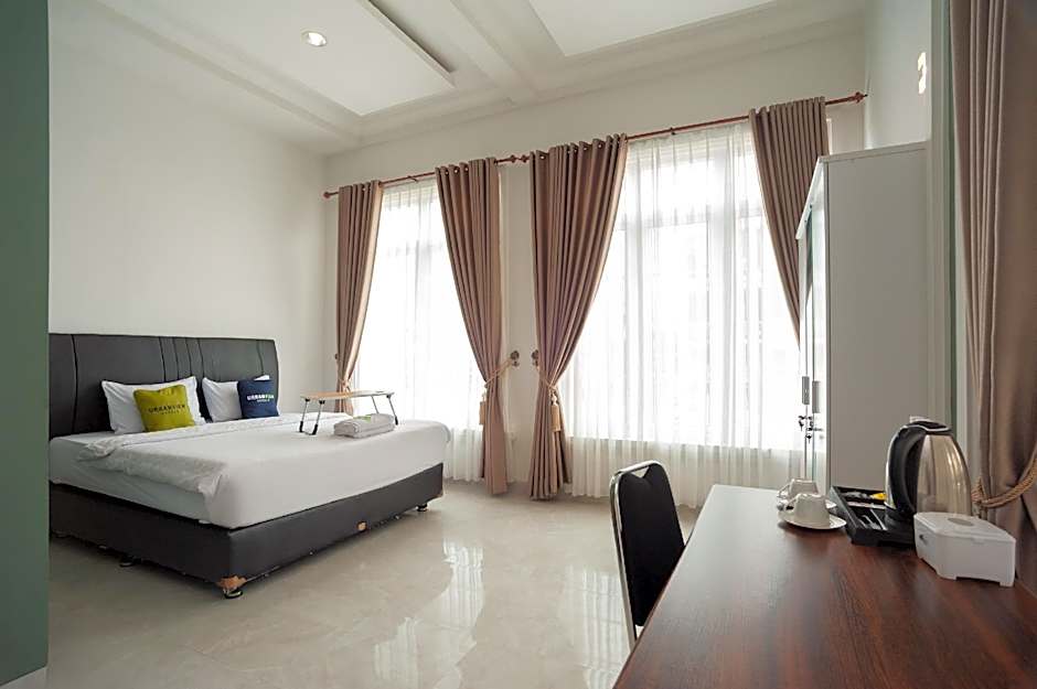 Urbanview Hotel Bong Gajah Lampung