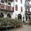Asmini Palace Hotel