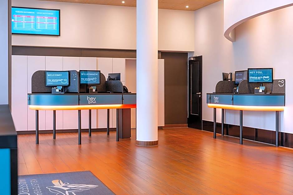 Hey Lou Hotel Frankfurt Airport