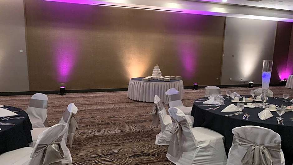 Holiday Inn Roanoke - Valley View By IHG