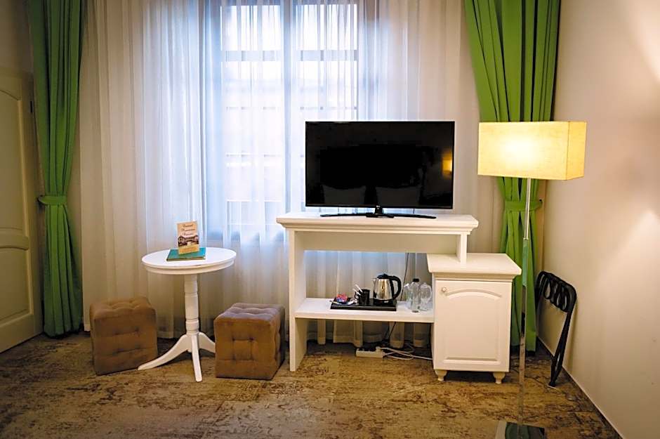 Hotel La Belle Epoque