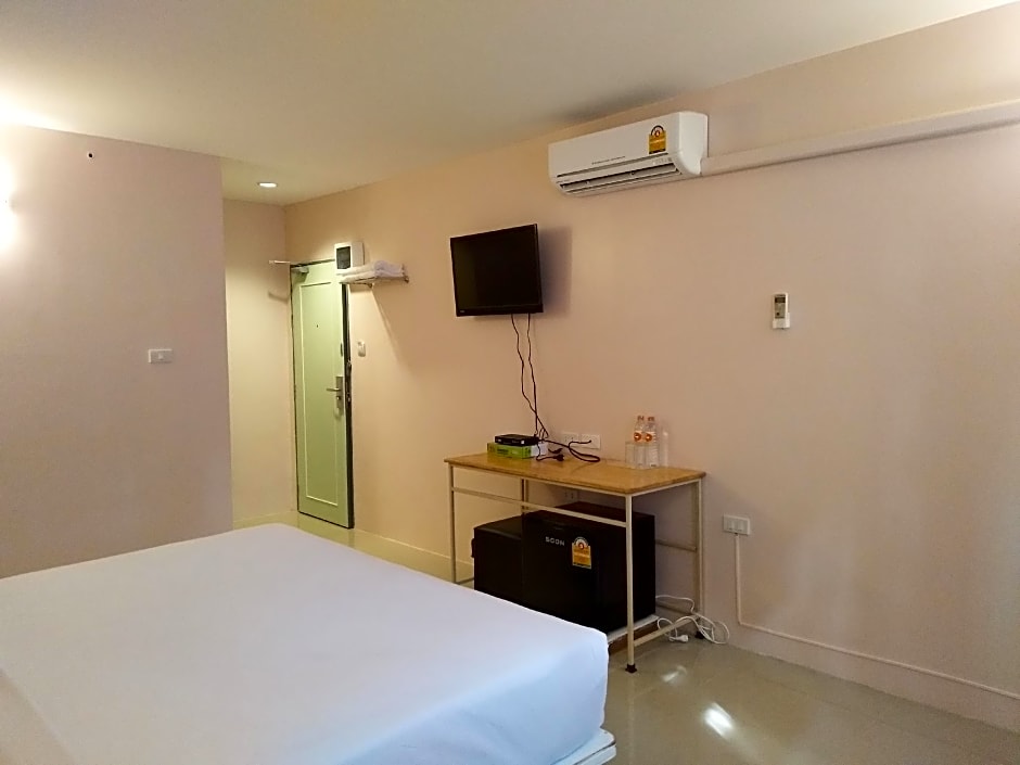 BIRD ROOM HOTEL - PRATUNAM