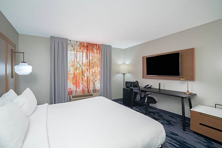 Fairfield Inn & Suites by Marriott Memphis I-240 & Perkins