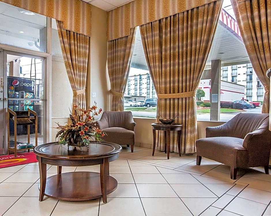 Econo Lodge Atlanta College Park