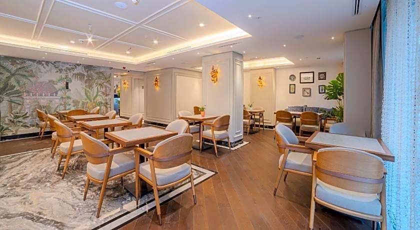 Grand Hilarium Hotel