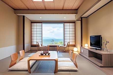 Japanese-Style Room