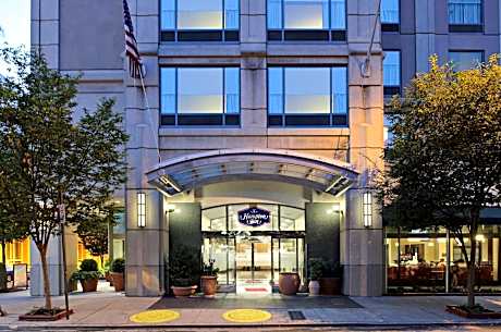 Hampton Inn By Hilton Philadelphia Center City-Convention Center