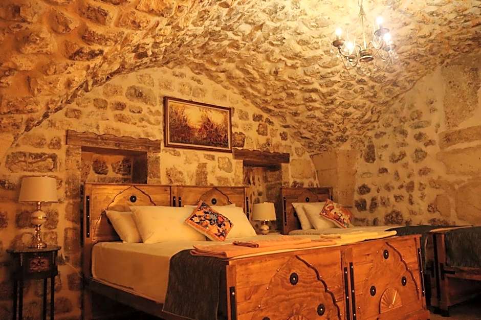 BABIL ANTIQUE HOTEL