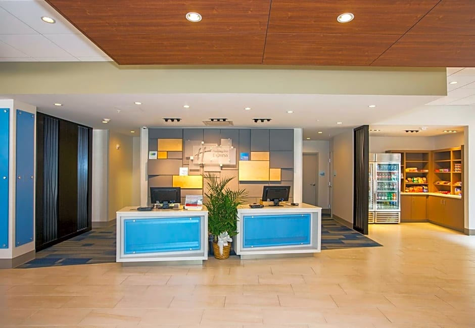 Holiday Inn Express & Suites Pittsburgh North Shore By IHG