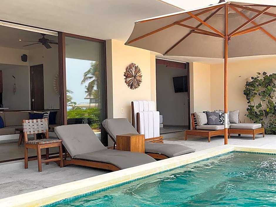 Marea Beachfront Villas