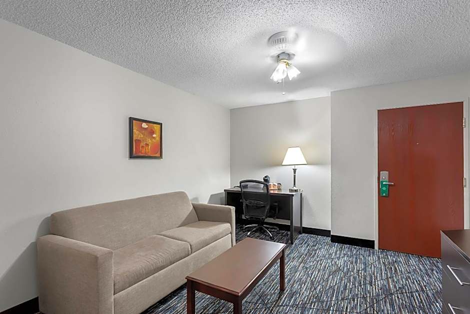 Quality Inn & Suites Niles