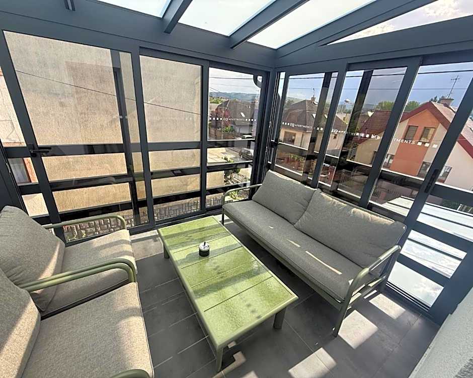 IQ Apartments