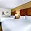 Comfort Inn & Suites Midtown