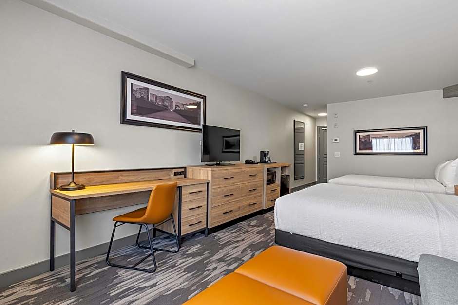 Sandman Hotel & Suites Calgary West