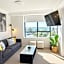 Aqualine Apartments On The Broadwater