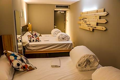 Quadruple Room with Bathroom