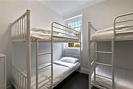 1 Person in 6-Bed Dormitory - Female Only