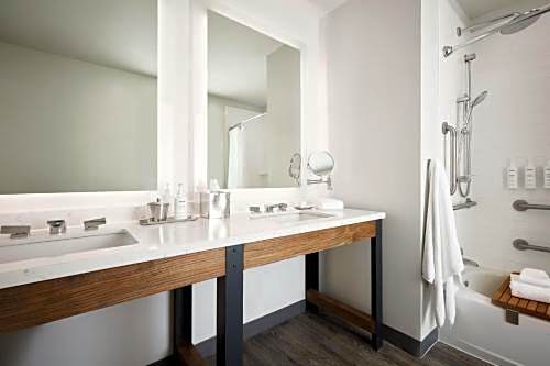 Archer Hotel Seattle/Redmond