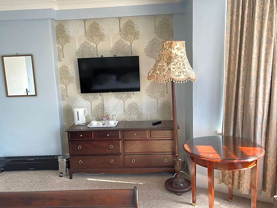 Yellow Mountain Hotel