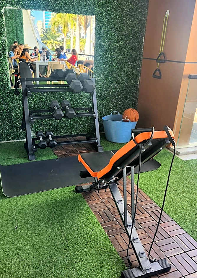 Tequila Sunrise Hostel Surfers Paradise