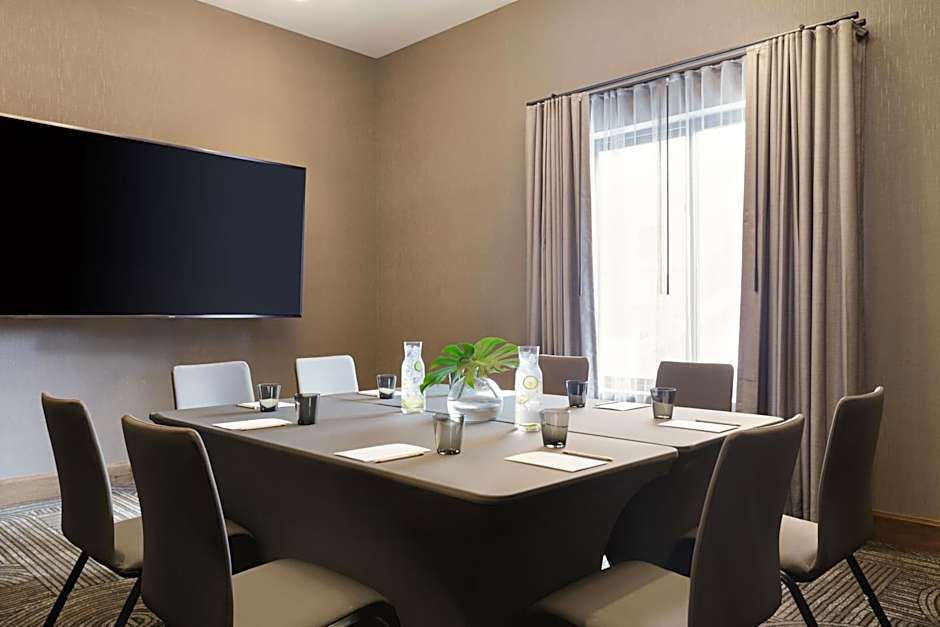 Kimpton Armory Hotel Bozeman By IHG