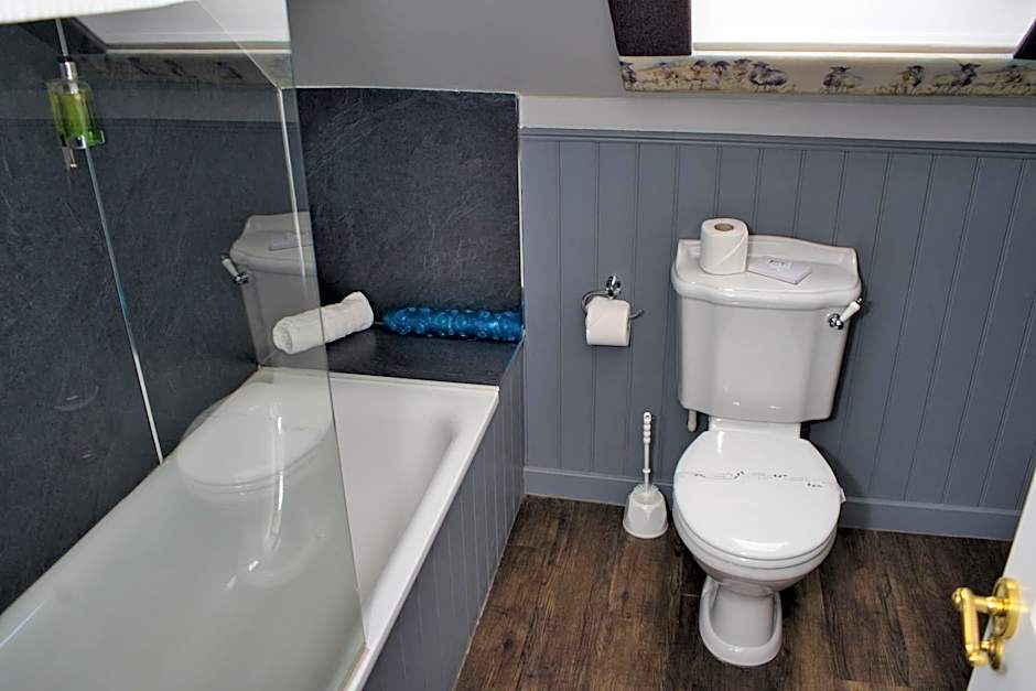 Glen Clova Hotel & Luxury Lodges