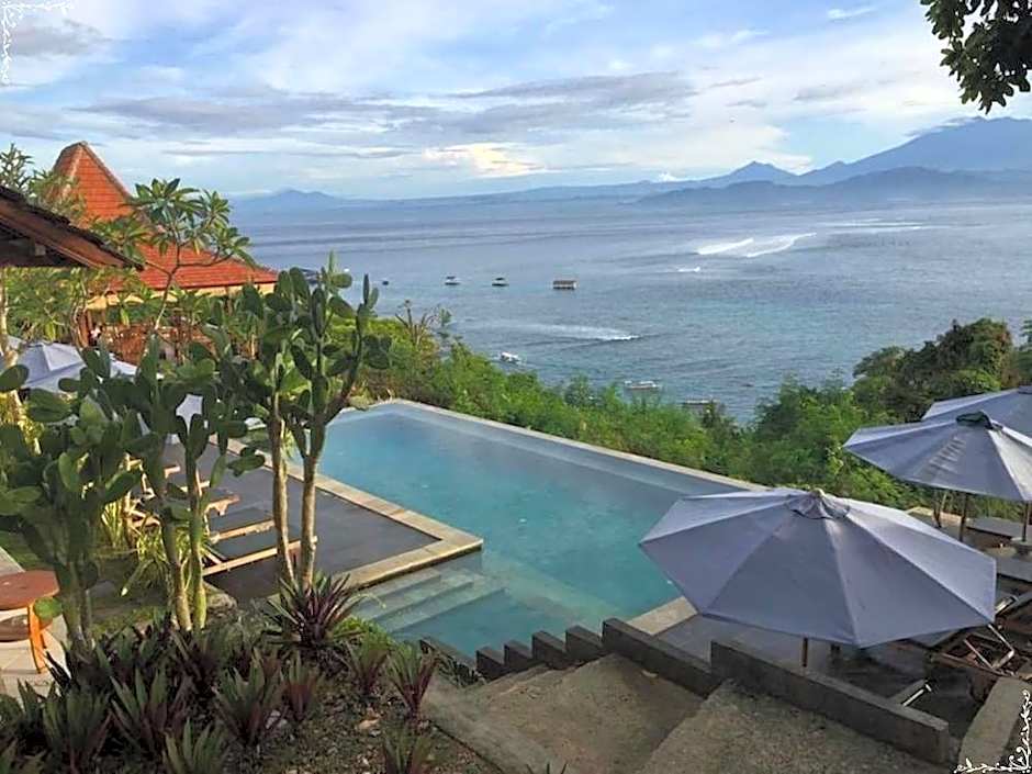 Lembongan Cliff Villas