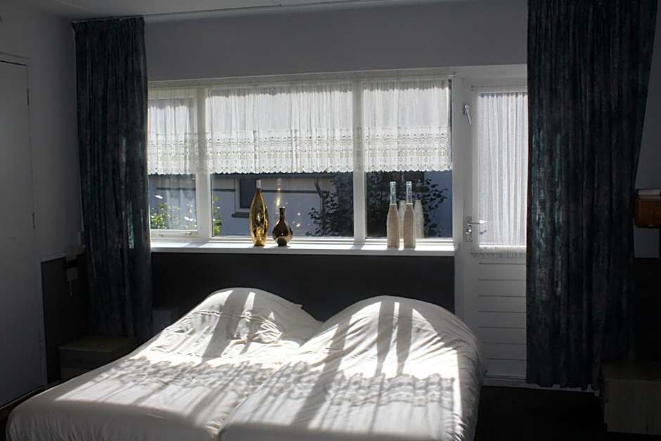 Hotel,cafe,biljart POT