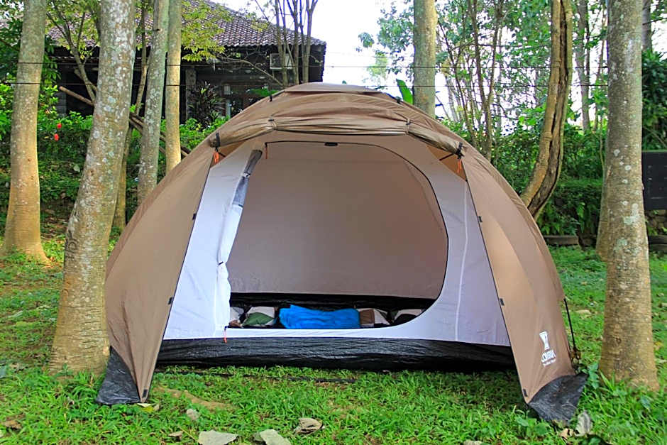 Royal Hotel and Outbound Trawas
