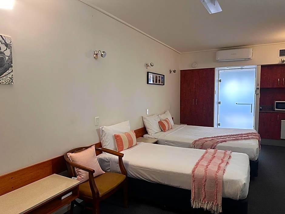 Ayr Traveller's Motel