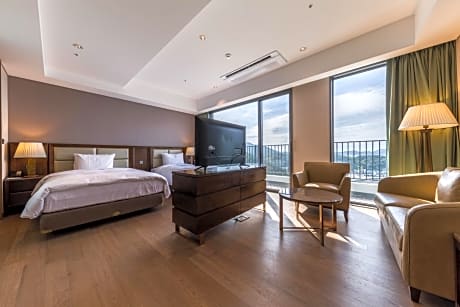 Deluxe Twin Room with Harbor View - Hotel