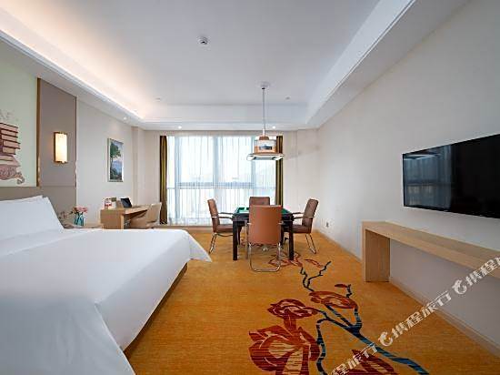 Vienna International Hotel (Xiangshan Bus East Station Store)