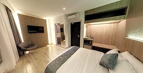 Premier Double Room with City View