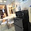 UNO'S Place with Karaoke,Wifi,Netflix and Balcony