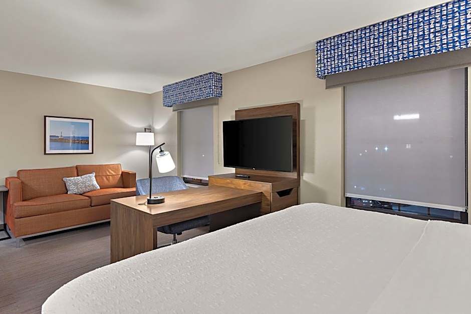 Hampton Inn By Hilton & Suites Petoskey