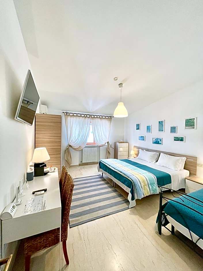 Photo 1 of 12 of Triple Room with Private External Bathroom