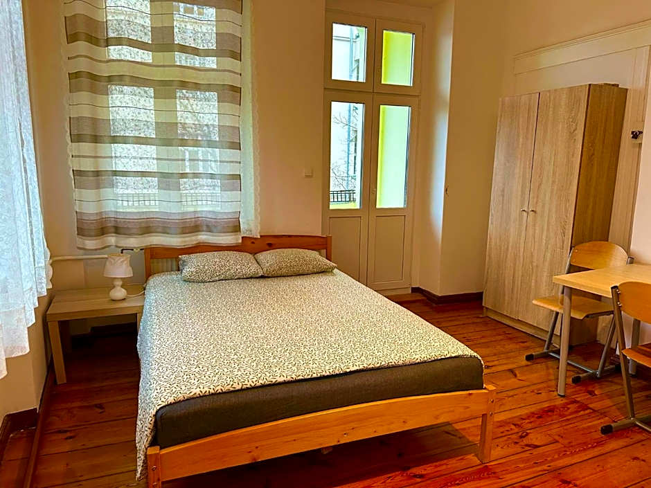 Lilia House