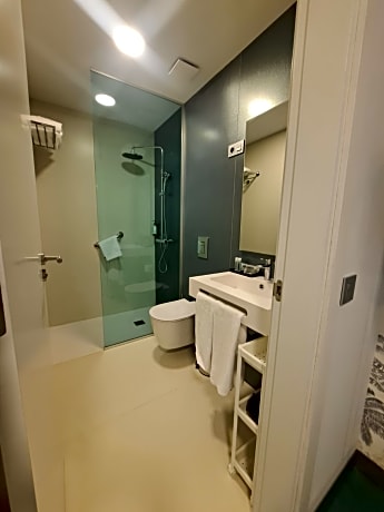 interior 1bedroom apt 3pax