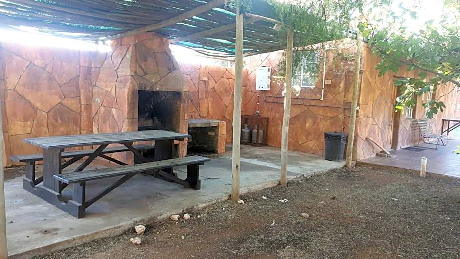 Gum Tree Lodge Backpackers