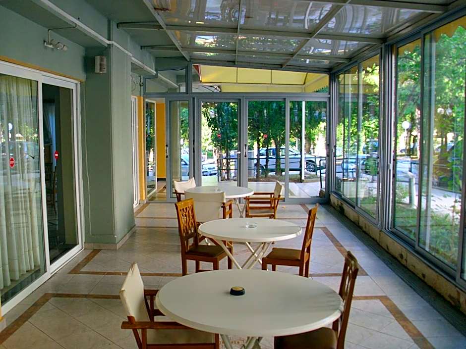 Hotel Cybele Pefki