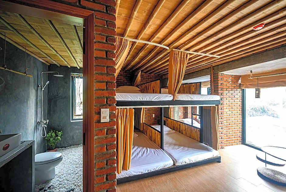 Mira Bai Xep - The Hidden Jewel