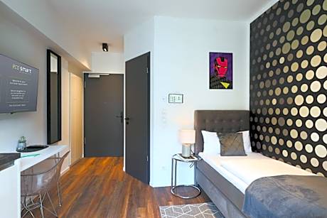 One-Bedroom Apartment (1 Adult)